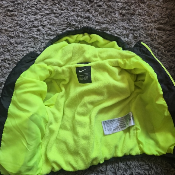 Nike Kids Black and Green Hooded Jacket - Picture 6 of 7
